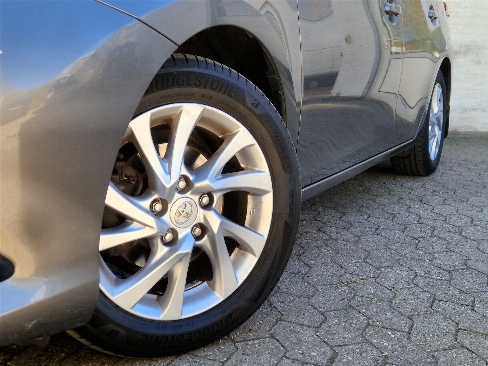 Billede af Toyota Auris Touring Sports 1,8 Hybrid H2 Comfort Safety Sense 136HK Stc Aut.