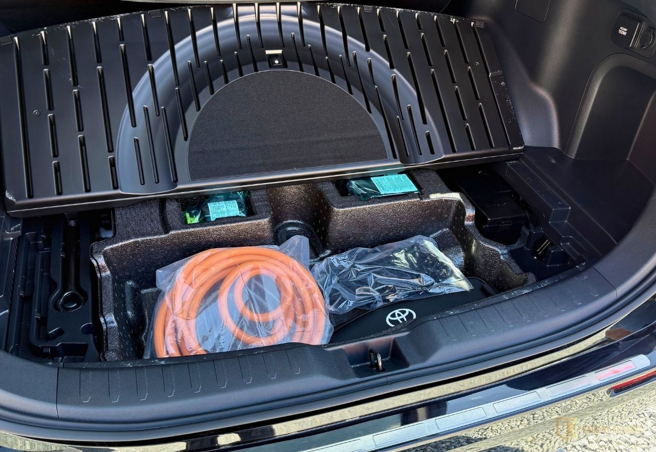 Billede af Toyota RAV4 Plug-in 2,5 Plugin-hybrid Style AWD 306HK 5d 6g Aut.