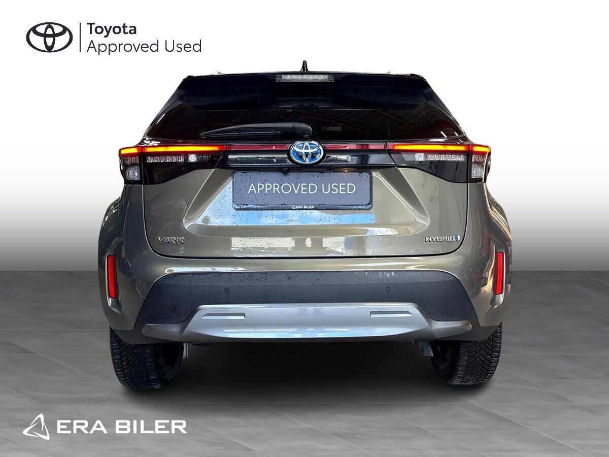 Billede af Toyota Yaris Cross 1,5 Hybrid Premium Edition 116HK 5d Trinl. Gear