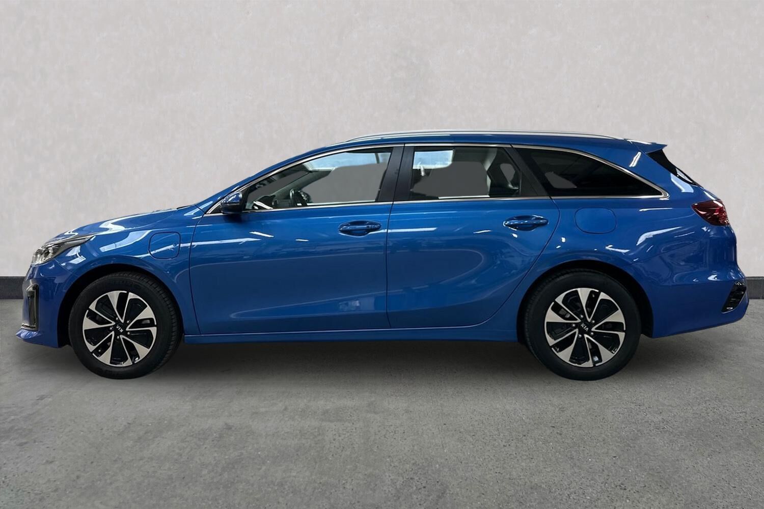 Billede af Kia Ceed SW 1,6 GDI PHEV  Plugin-hybrid Prestige DCT 141HK Stc 6g Aut.