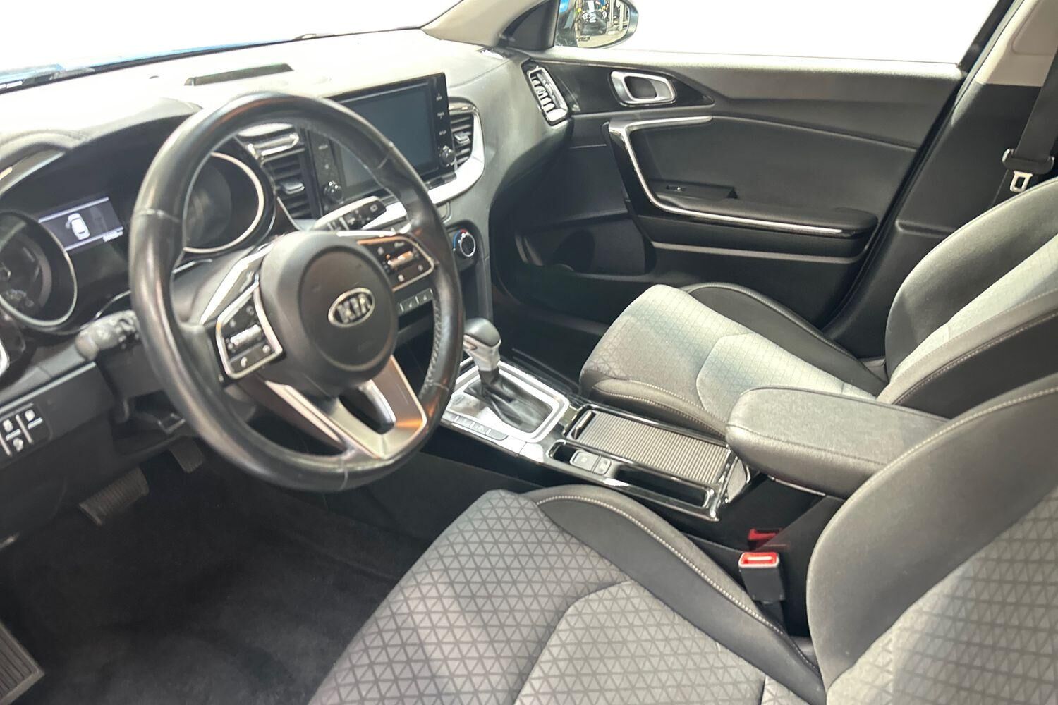 Billede af Kia Ceed SW 1,6 GDI PHEV  Plugin-hybrid Prestige DCT 141HK Stc 6g Aut.