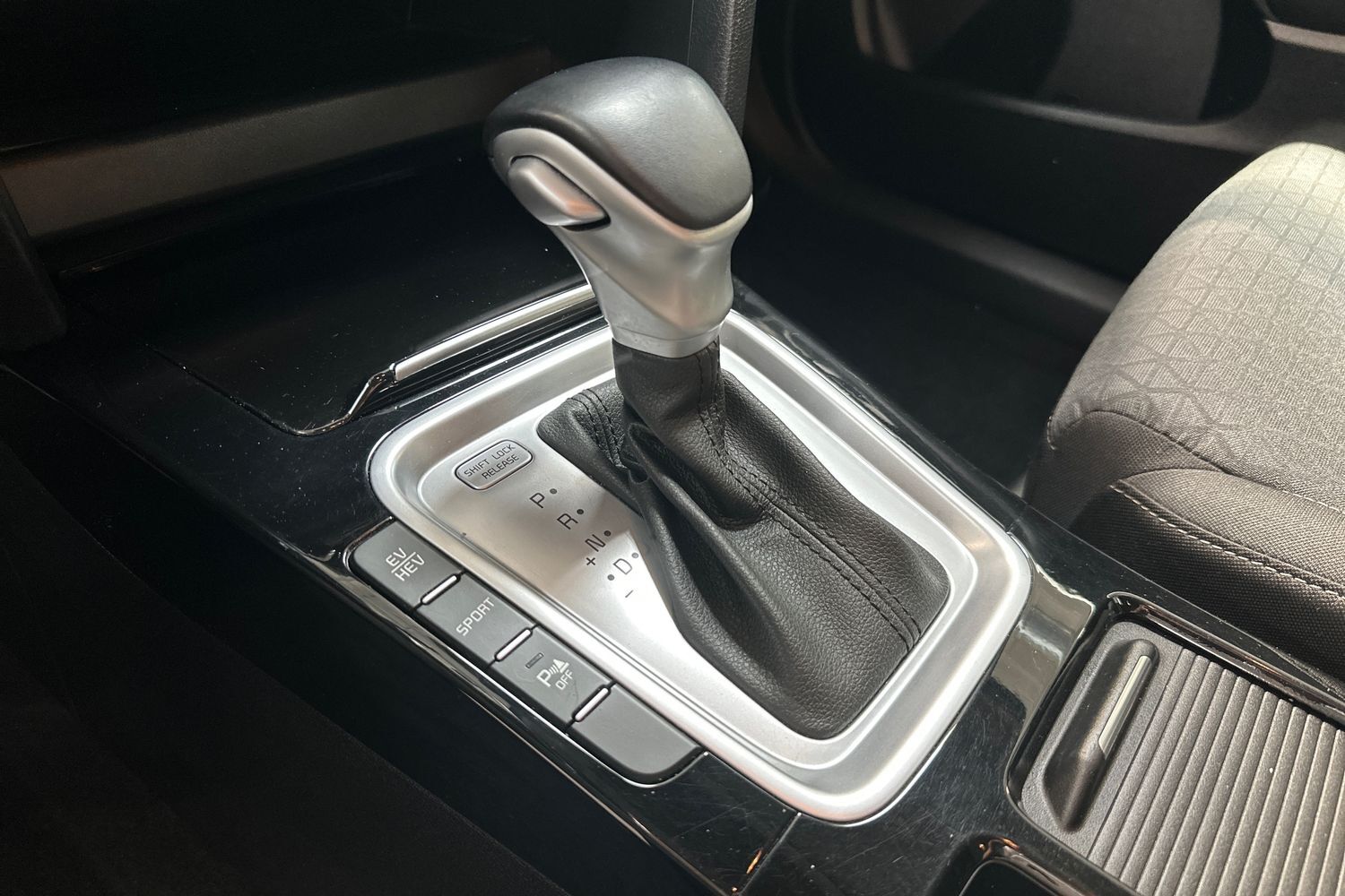 Billede af Kia Ceed SW 1,6 GDI PHEV  Plugin-hybrid Prestige DCT 141HK Stc 6g Aut.