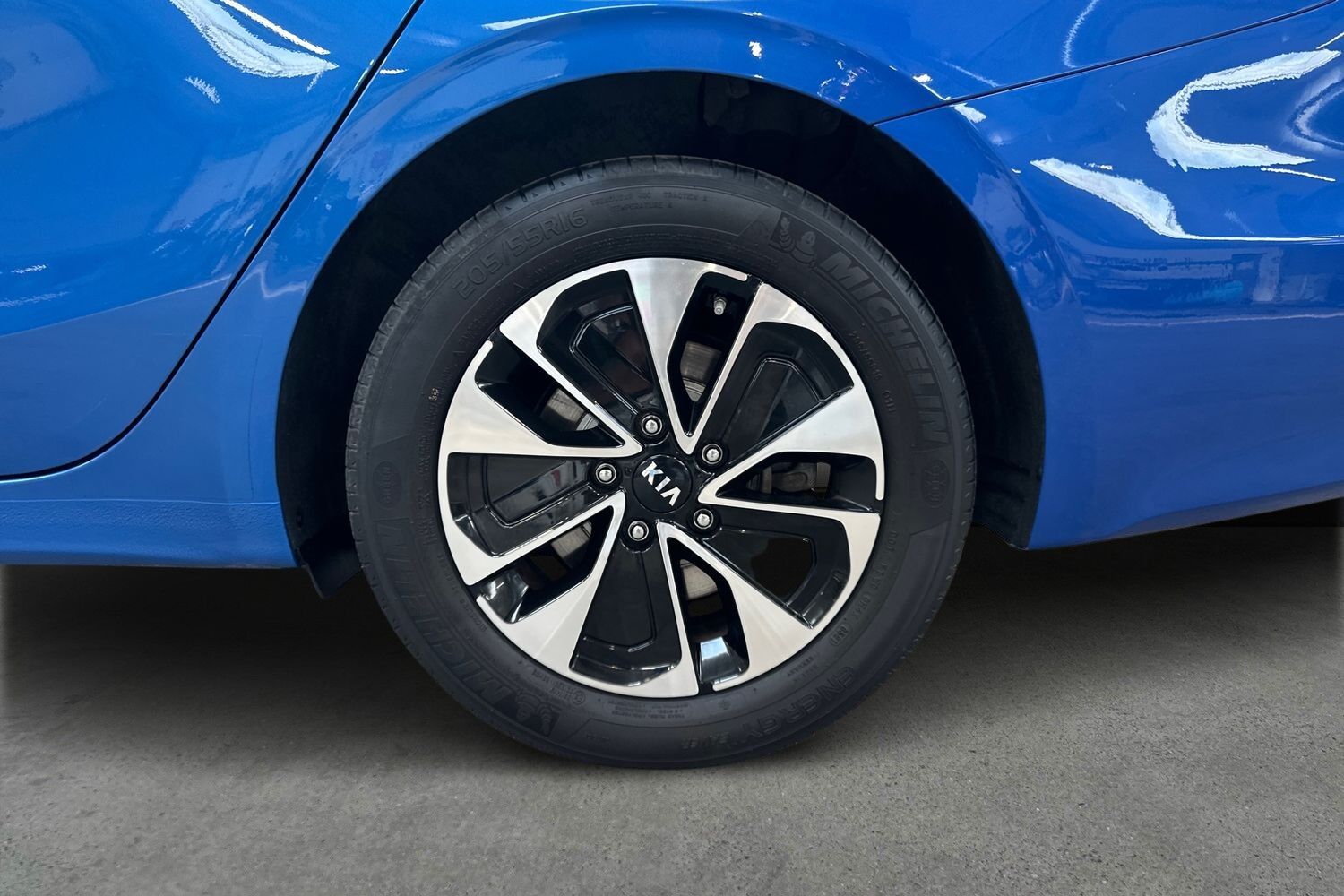 Billede af Kia Ceed SW 1,6 GDI PHEV  Plugin-hybrid Prestige DCT 141HK Stc 6g Aut.