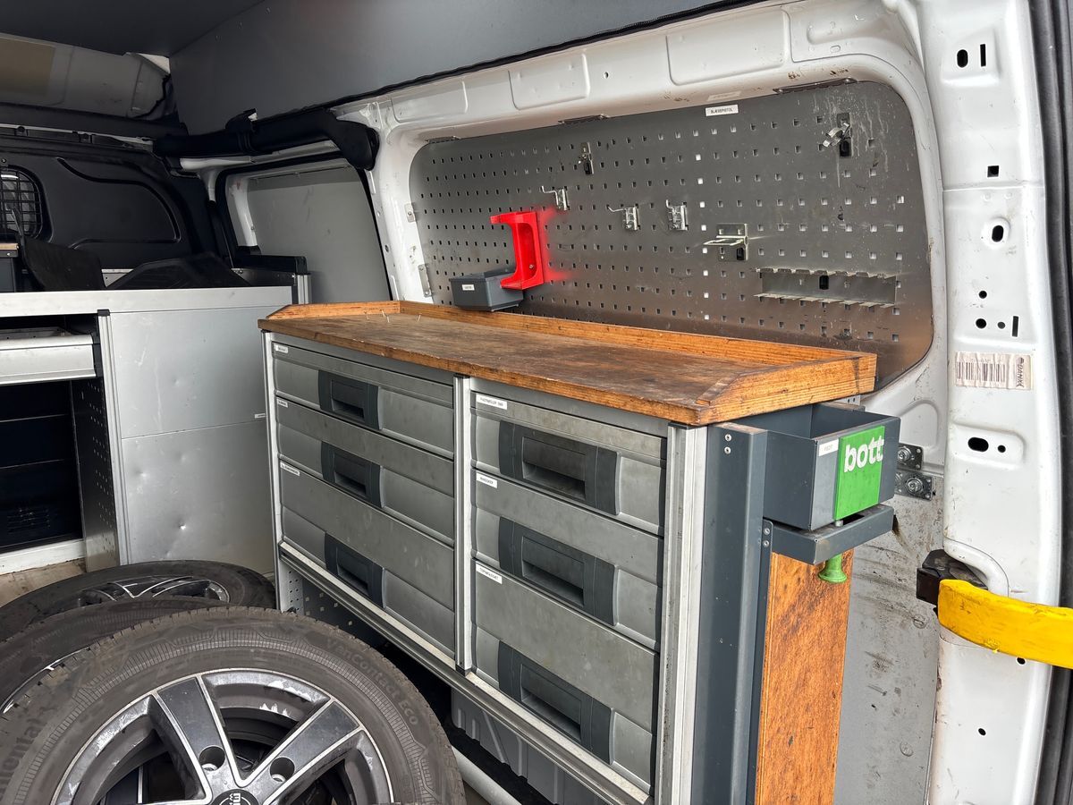Billede af Ford Transit Custom 340 L2H2 2,0 TDCi Trend 130HK Van Aut. 