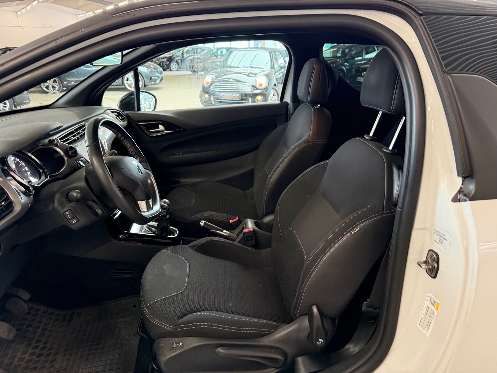 Billede af DS DS3 1,6 Blue HDi Style start/stop 100HK 3d