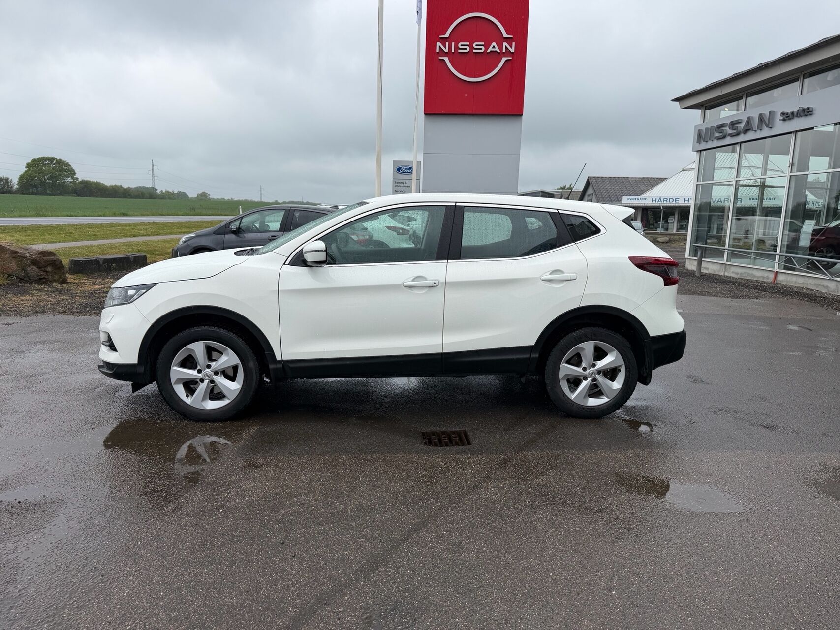 Billede af Nissan Qashqai 1,3 Dig-T Visia 140HK 5d 6g