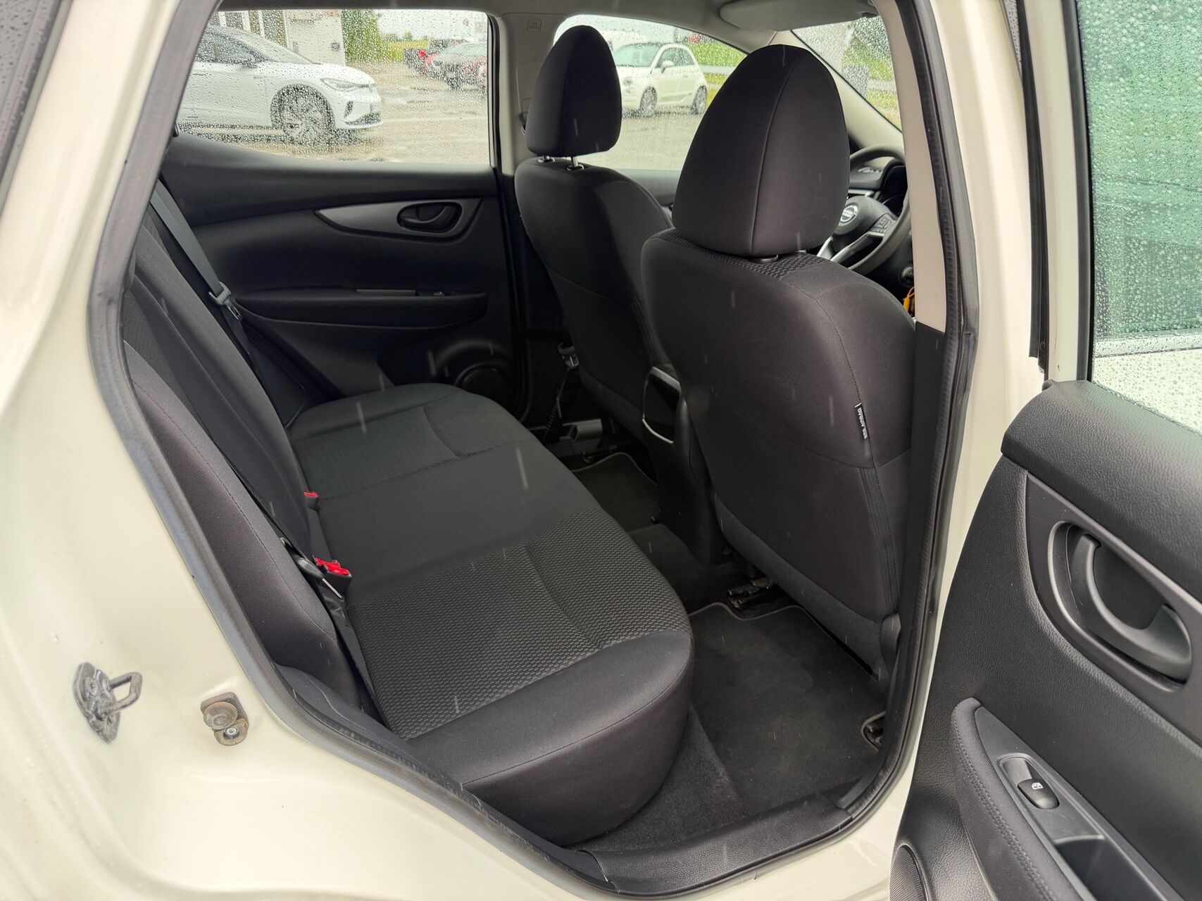 Billede af Nissan Qashqai 1,3 Dig-T Visia 140HK 5d 6g
