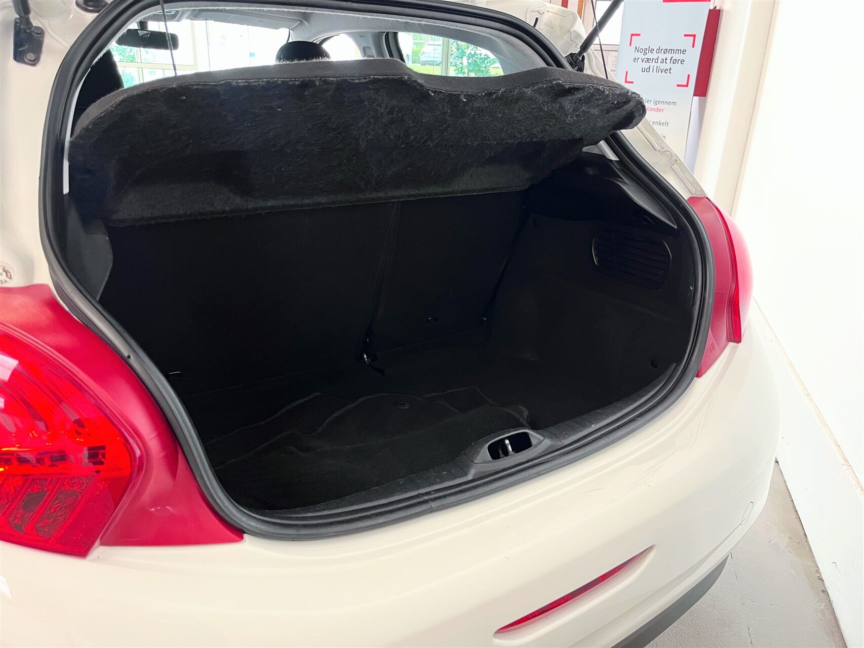 Billede af Peugeot 208 1,6 e-HDi Style 92HK 5d