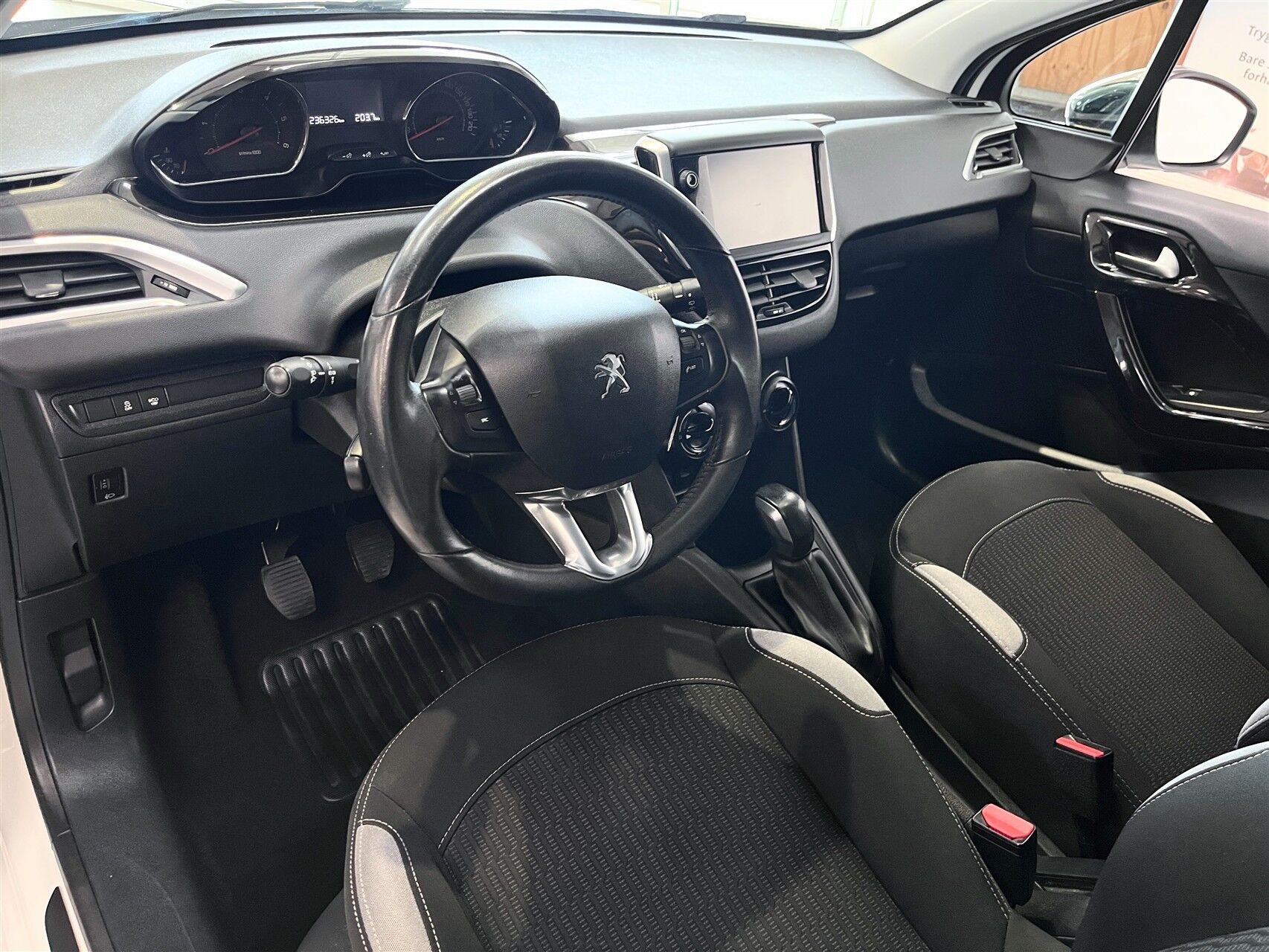 Billede af Peugeot 208 1,6 e-HDi Style 92HK 5d