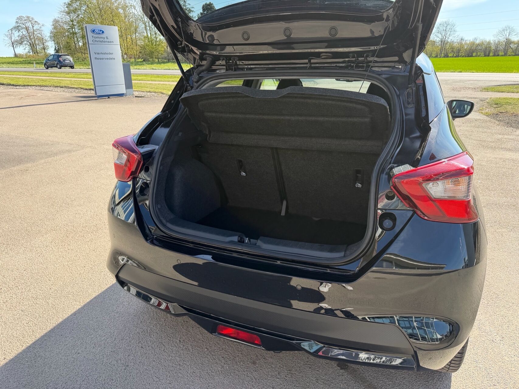 Billede af Nissan Micra 1,0 IG-T Tekna Start/Stop 100HK 5d