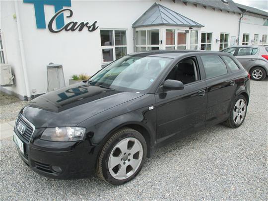 Audi A3 Sportback 1,6 Attraction 102HK 5d