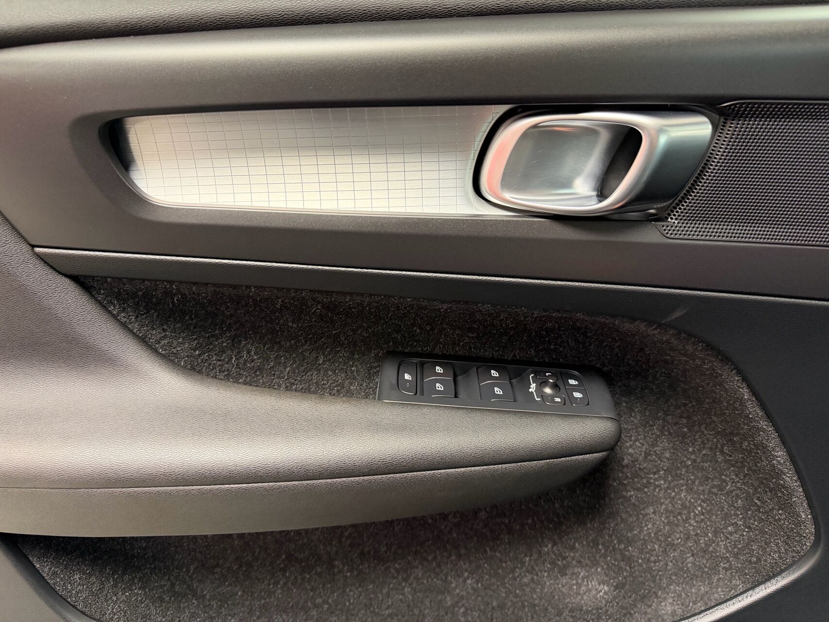 Billede af Volvo XC40 2,0 D3 Momentum 150HK 5d 8g Aut.