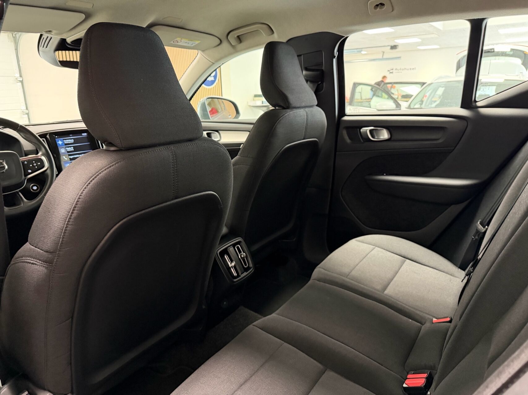 Billede af Volvo XC40 2,0 D3 Momentum 150HK 5d 8g Aut.