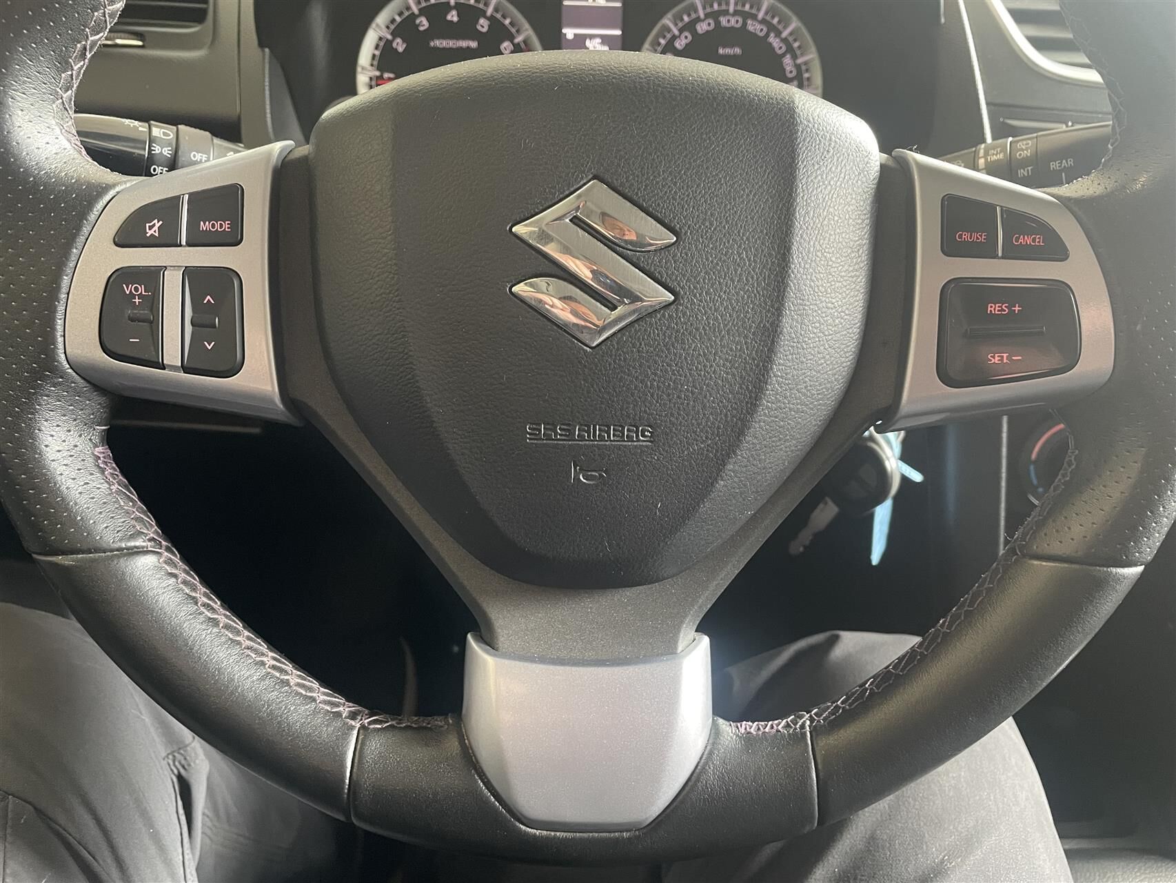 Billede af Suzuki Swift 1,2 16V Style Edition 90HK 5d