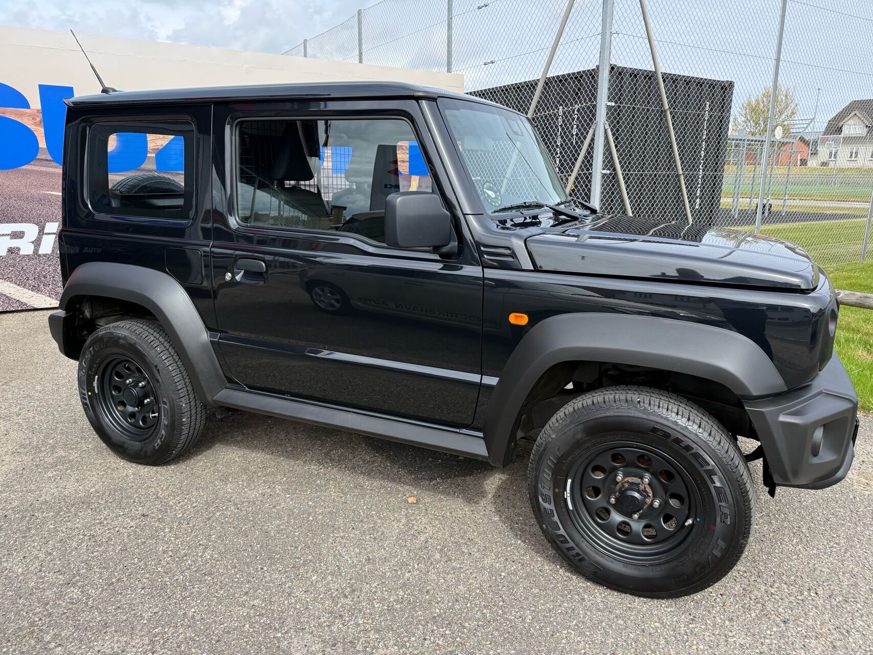Billede af Suzuki Jimny 1,5 Active AllGrip 102HK 3d