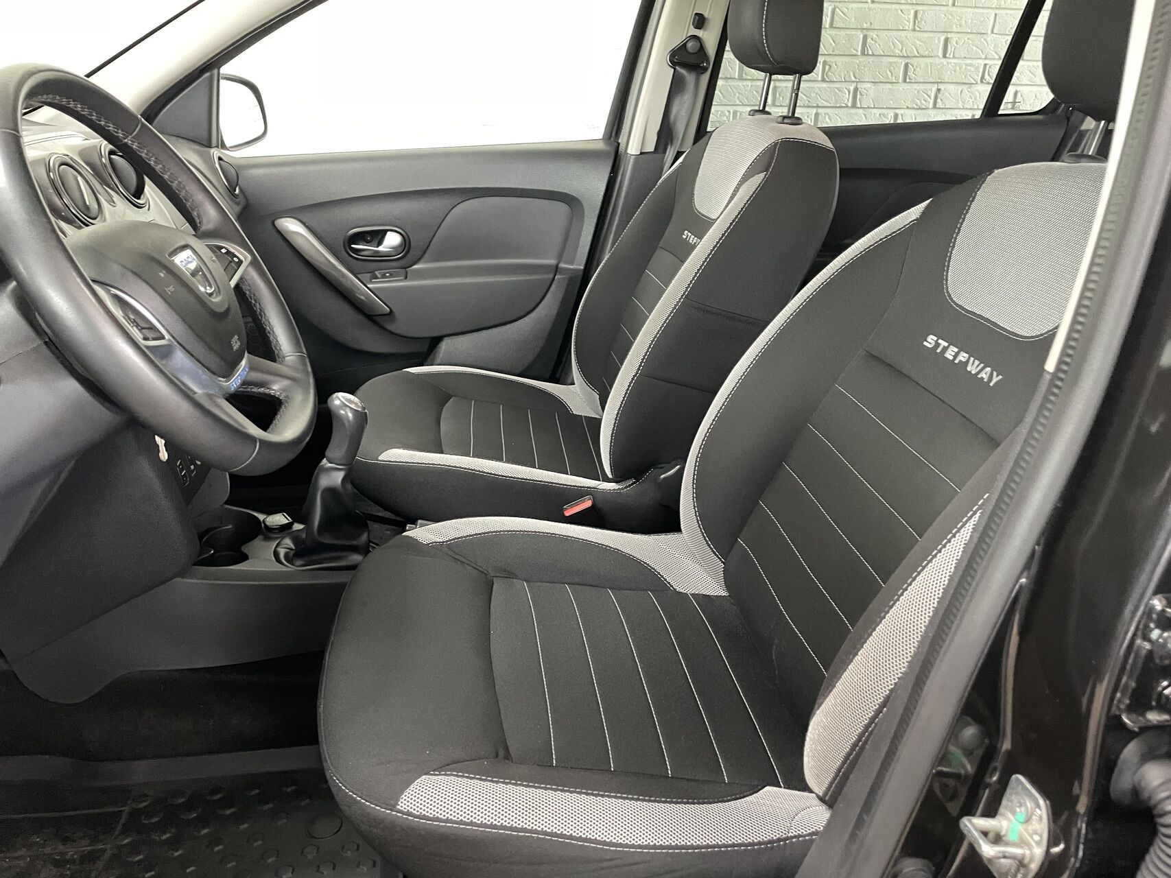 Billede af Dacia Logan 1,5 DCi Stepway Start/Stop 90HK