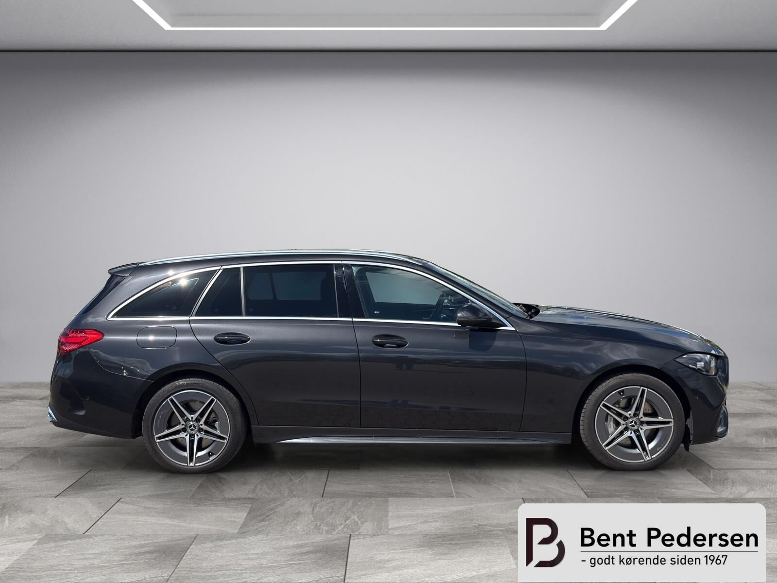 Billede af Mercedes-Benz C300 e T 2,0 Plugin-hybrid AMG Line 9G-Tronic 313HK Stc Aut.