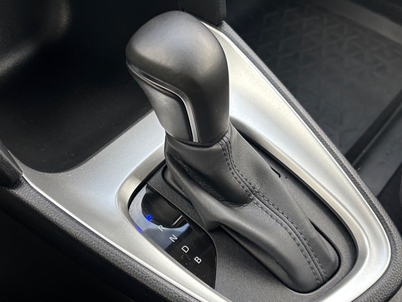 Billede af Toyota Yaris Cross 1,5 Hybrid Essential Comfort 116HK 5d Trinl. Gear
