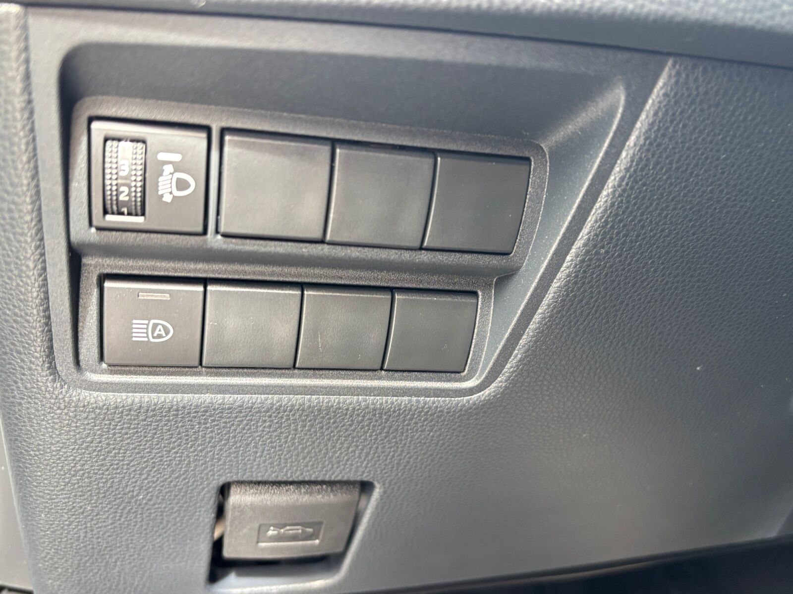 Billede af Toyota Yaris Cross 1,5 Hybrid Essential Comfort 116HK 5d Trinl. Gear