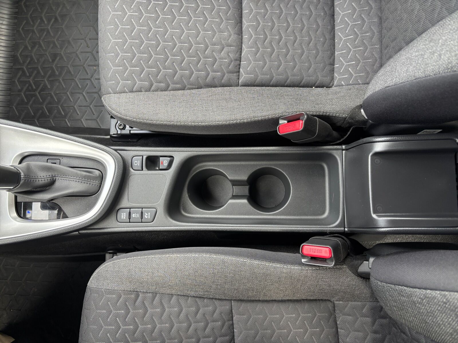 Billede af Toyota Yaris Cross 1,5 Hybrid Essential Comfort 116HK 5d Trinl. Gear