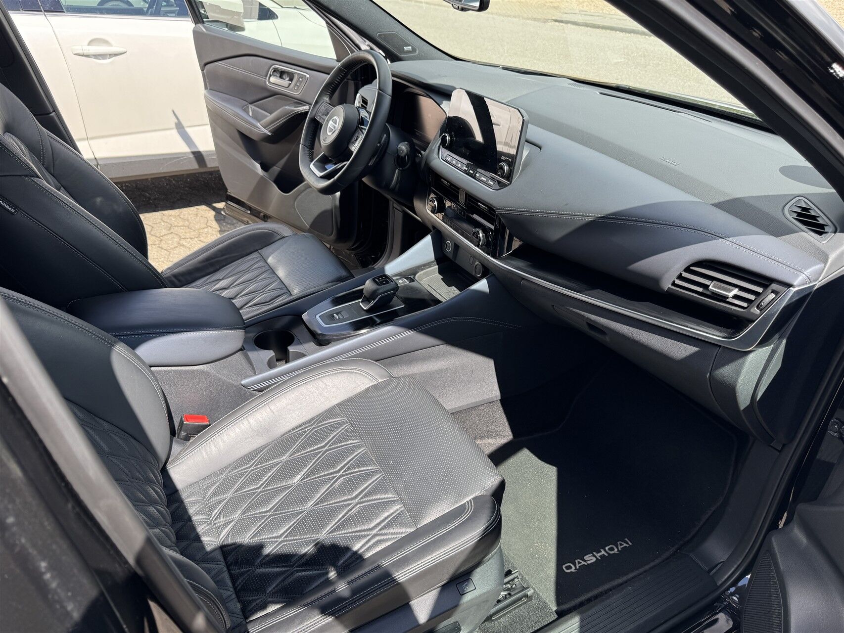 Billede af Nissan Qashqai 1,3 MHEV  Mild hybrid Tekna+ X-Tronic 158HK 5d 7g Aut.