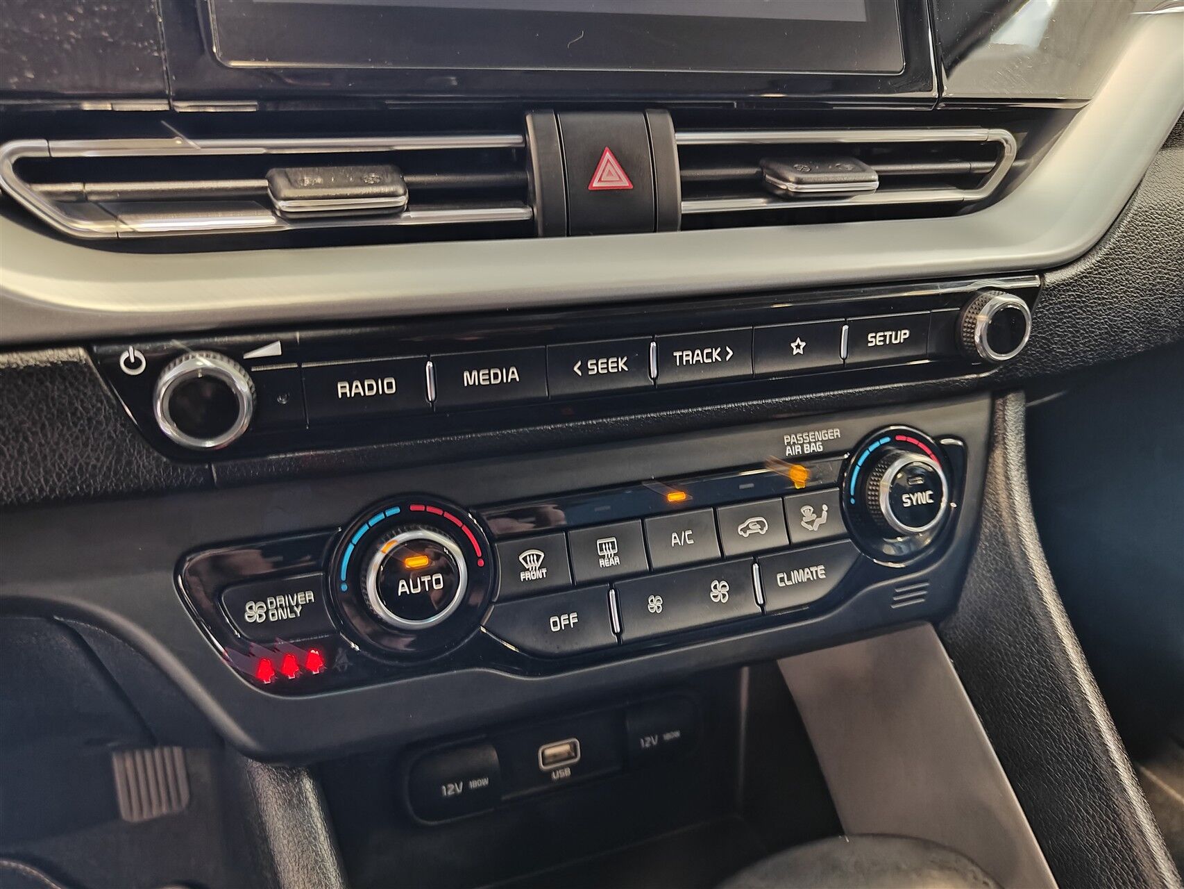 Billede af Kia Niro 1,6 GDI PHEV  Plugin-hybrid Comfort DCT 141HK 5d 6g Aut.