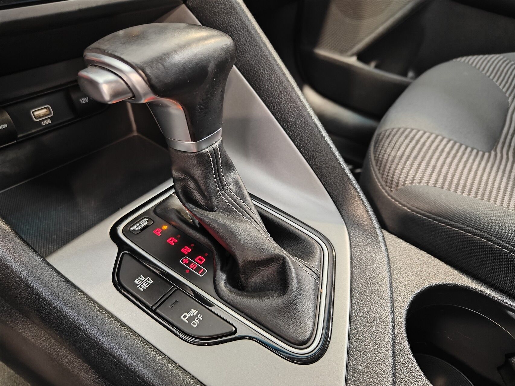 Billede af Kia Niro 1,6 GDI PHEV  Plugin-hybrid Comfort DCT 141HK 5d 6g Aut.