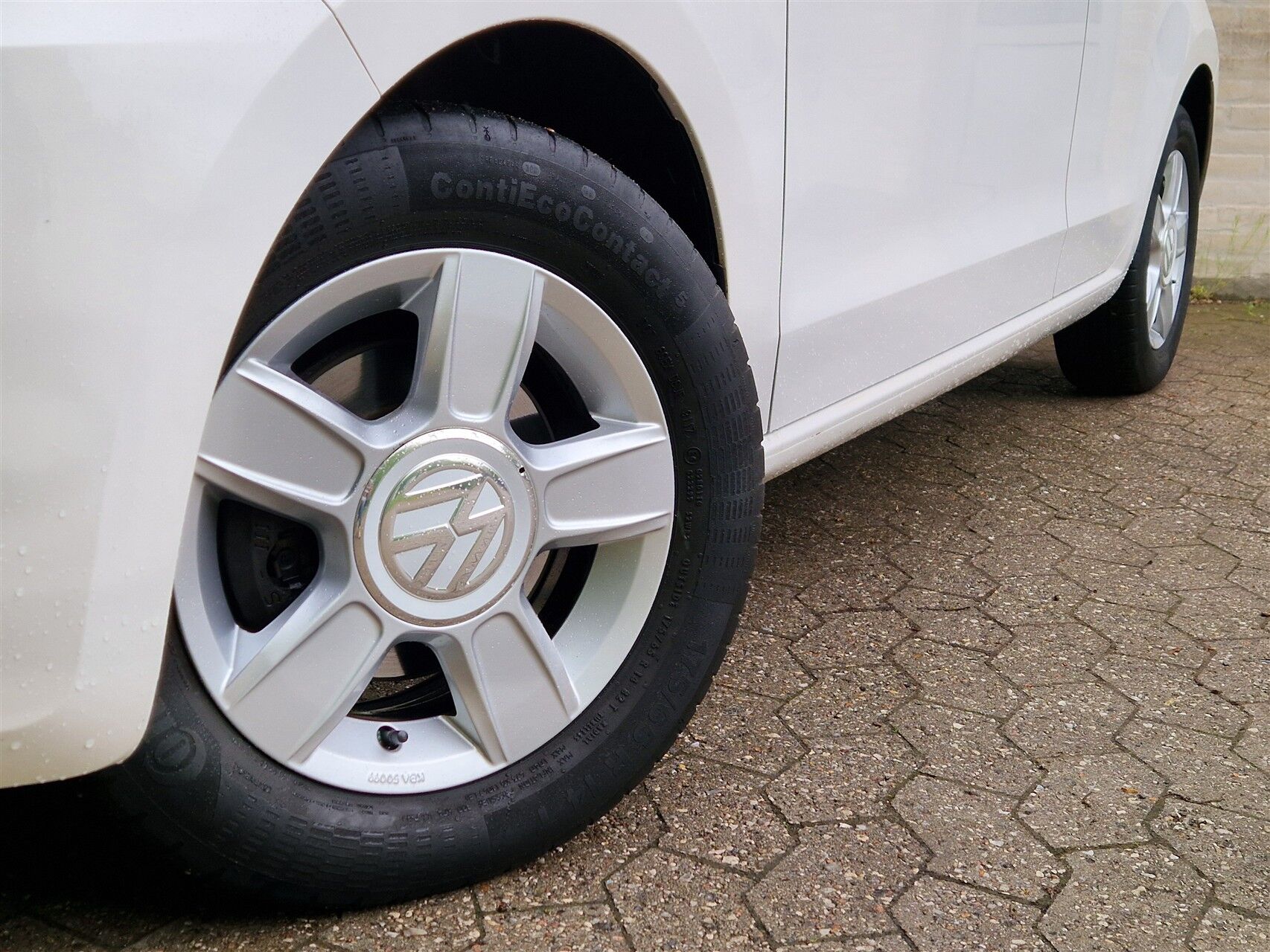 Billede af VW up 1,0 MPI BMT Move ASG 60HK 5d Aut.