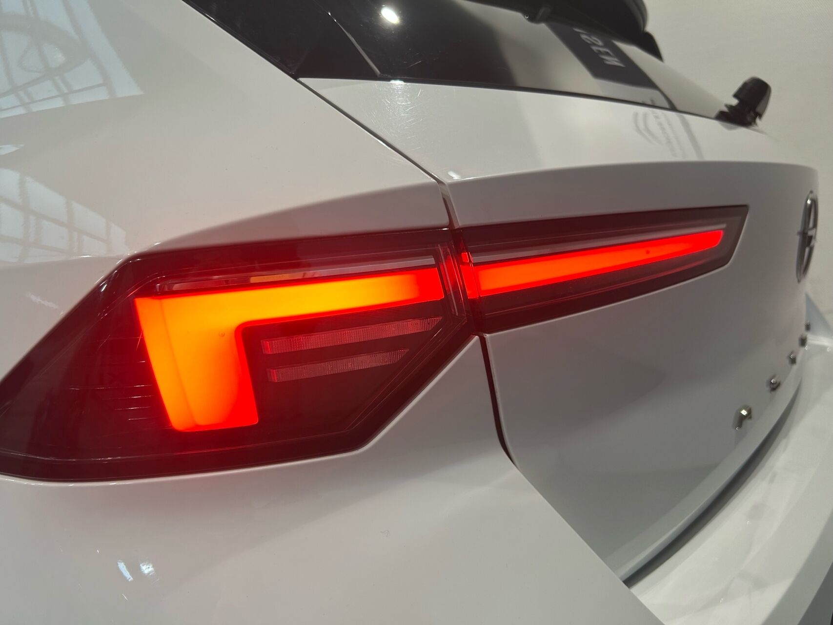 Billede af Opel Astra 1,6 Plugin-hybrid Ultimate 180HK 5d 8g Aut.