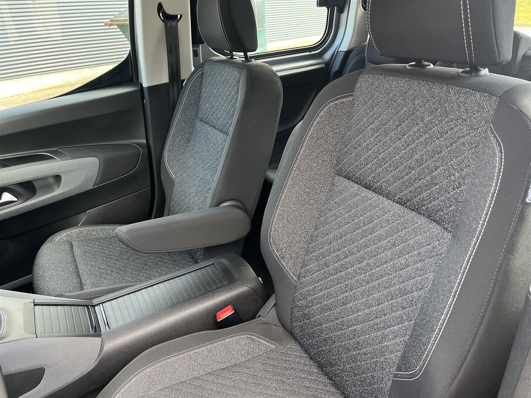 Billede af Peugeot e-Rifter L1 EL Allure 136HK Aut.