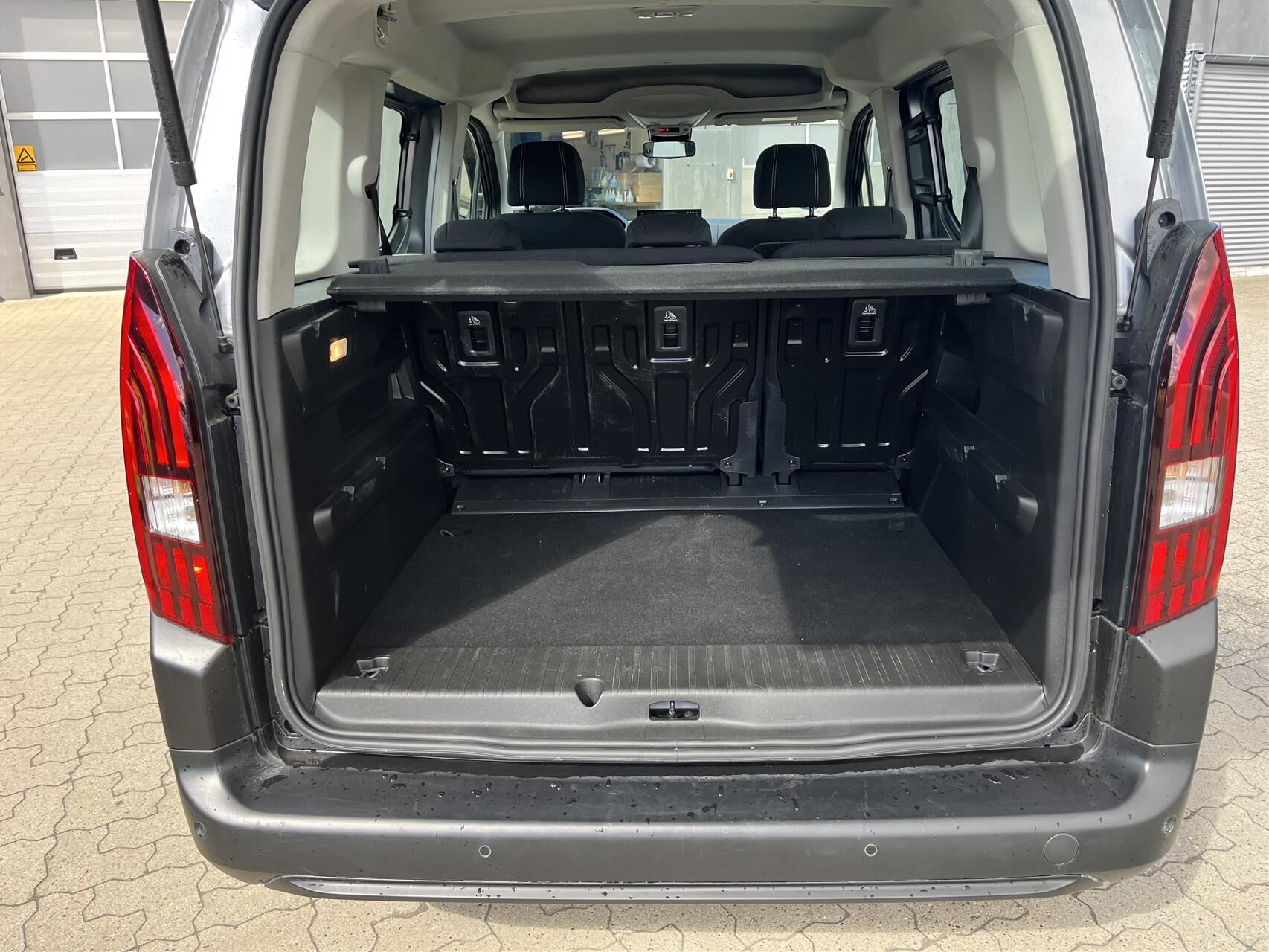 Billede af Peugeot e-Rifter L1 EL Allure 136HK Aut.