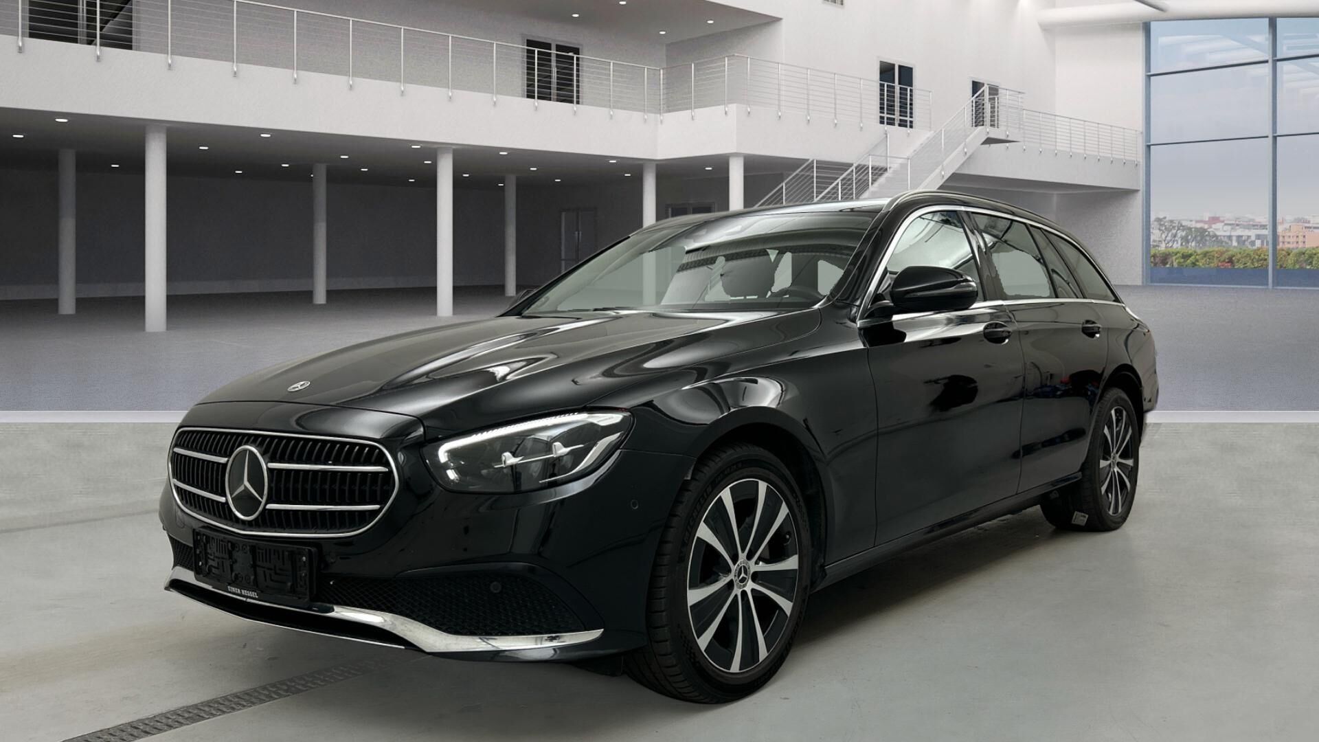 Billede af Mercedes-Benz E300 e T 2,0 Plugin-hybrid Advantage 9G-Tronic 320HK Stc 9g Aut.