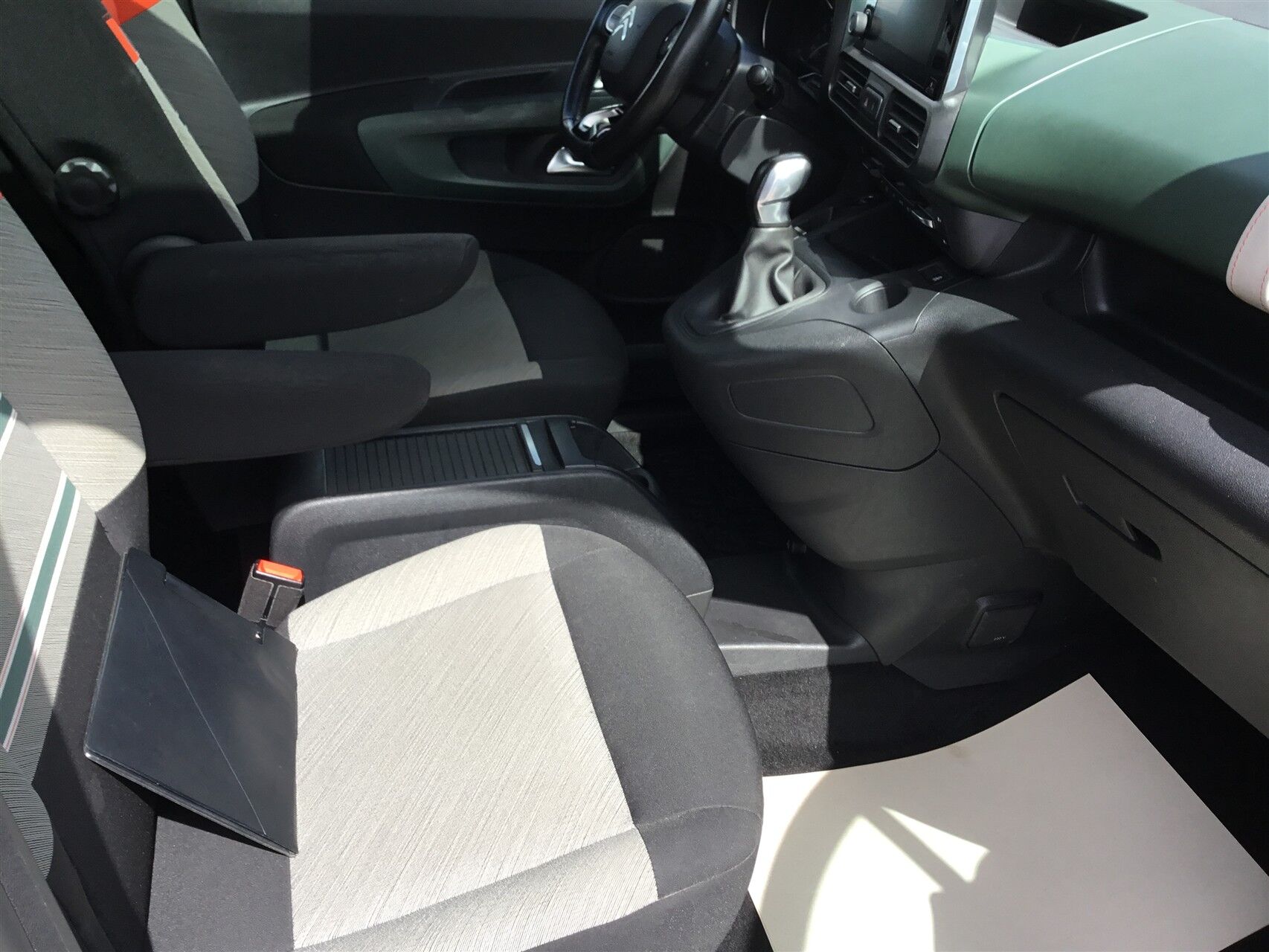 Billede af Citroën Berlingo 1,5 Blue HDi Iconic start/stop 100HK