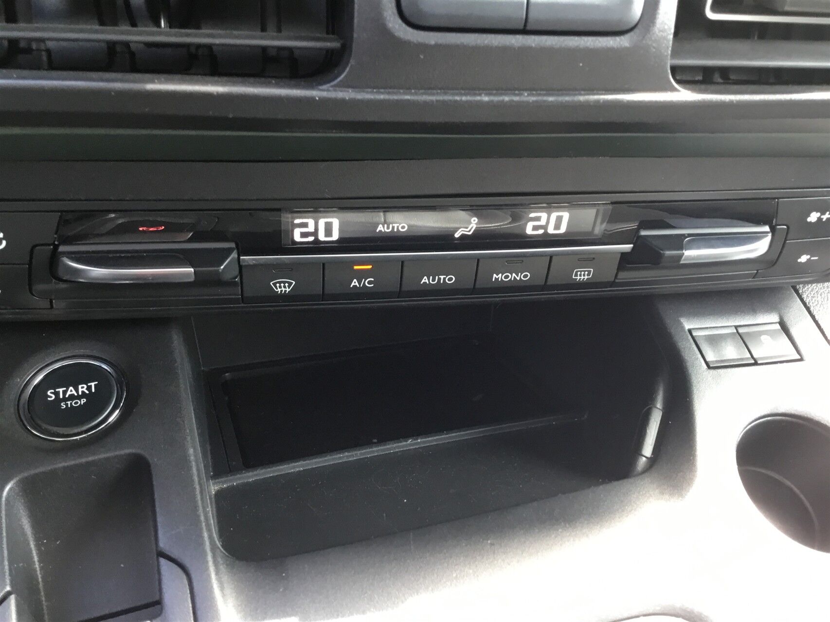 Billede af Citroën Berlingo 1,5 Blue HDi Iconic start/stop 100HK