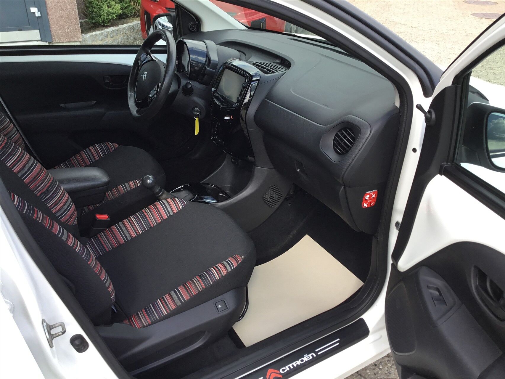 Billede af Citroën C1 1,0 VTi Sportline 72HK 5d