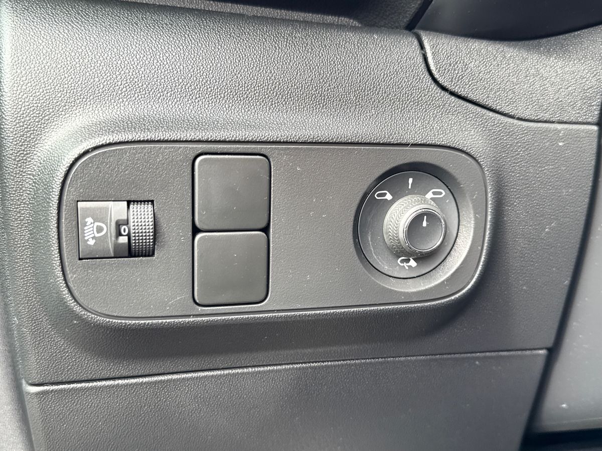 Billede af Citroën C3 1,2 PureTech VTR Sport 83HK 5d