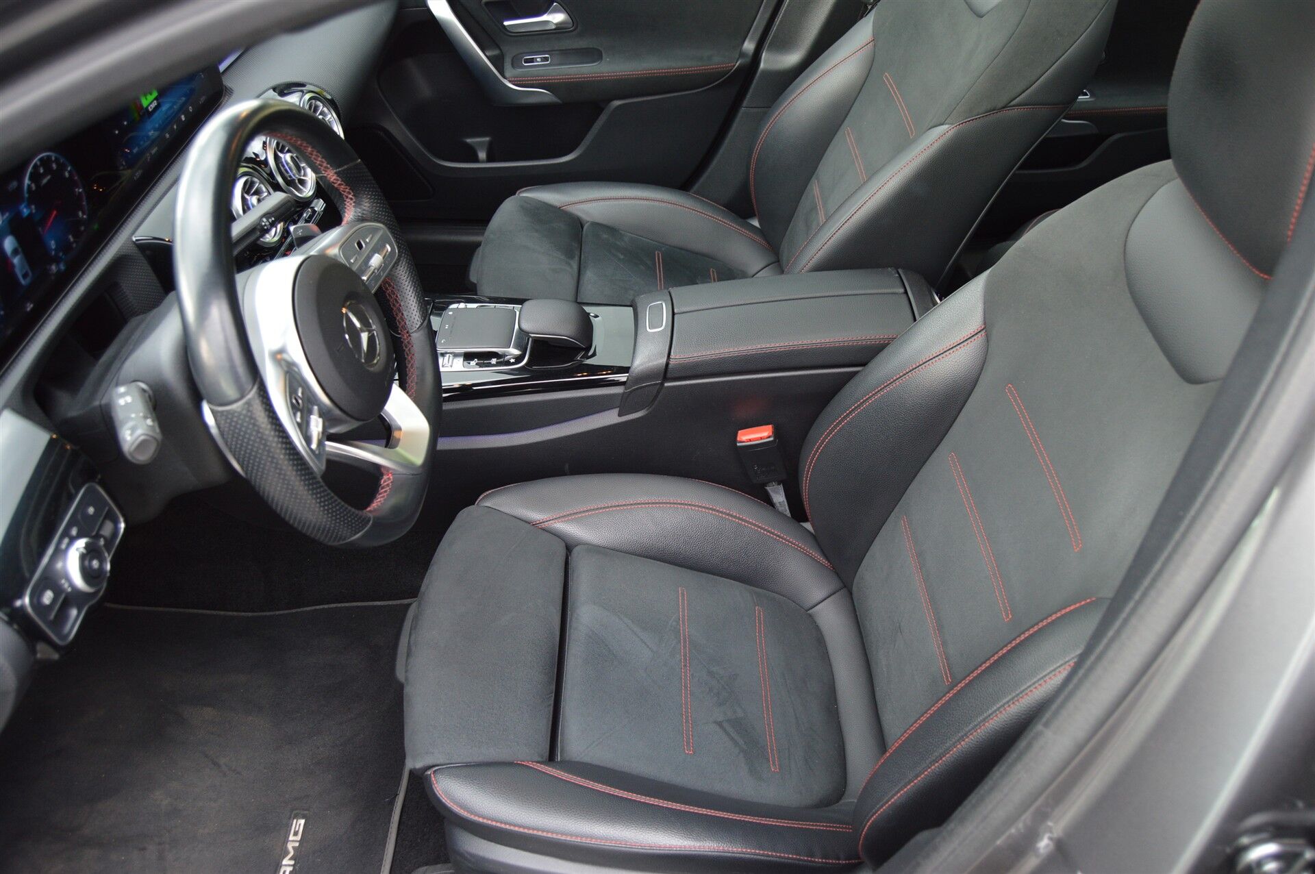 Billede af Mercedes-Benz A200 1,3 AMG Line 7G-DCT 163HK 5d 7g Aut.