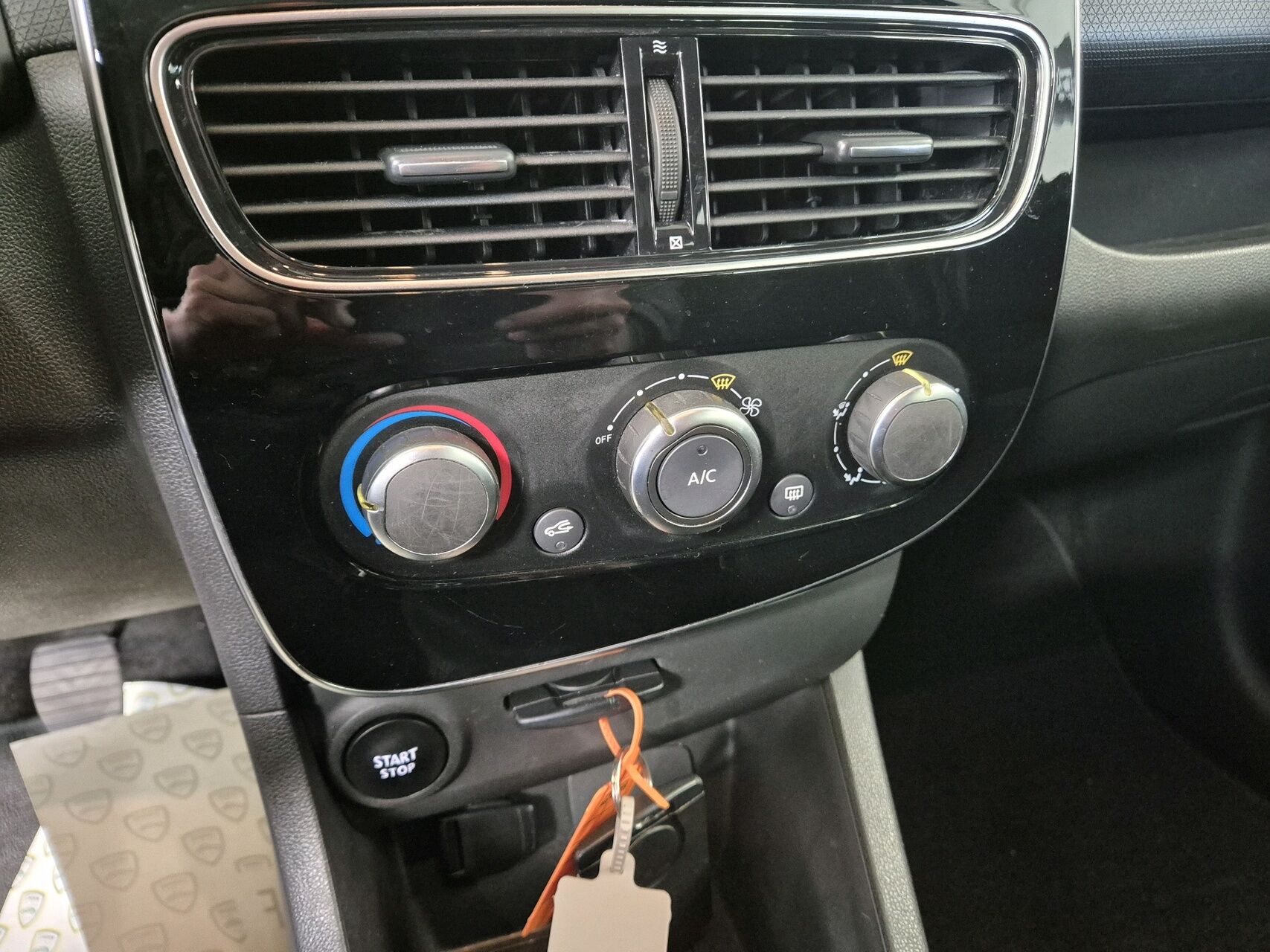 Billede af Renault Clio Sport Tourer 0,9 Energy TCe Zen 90HK Stc