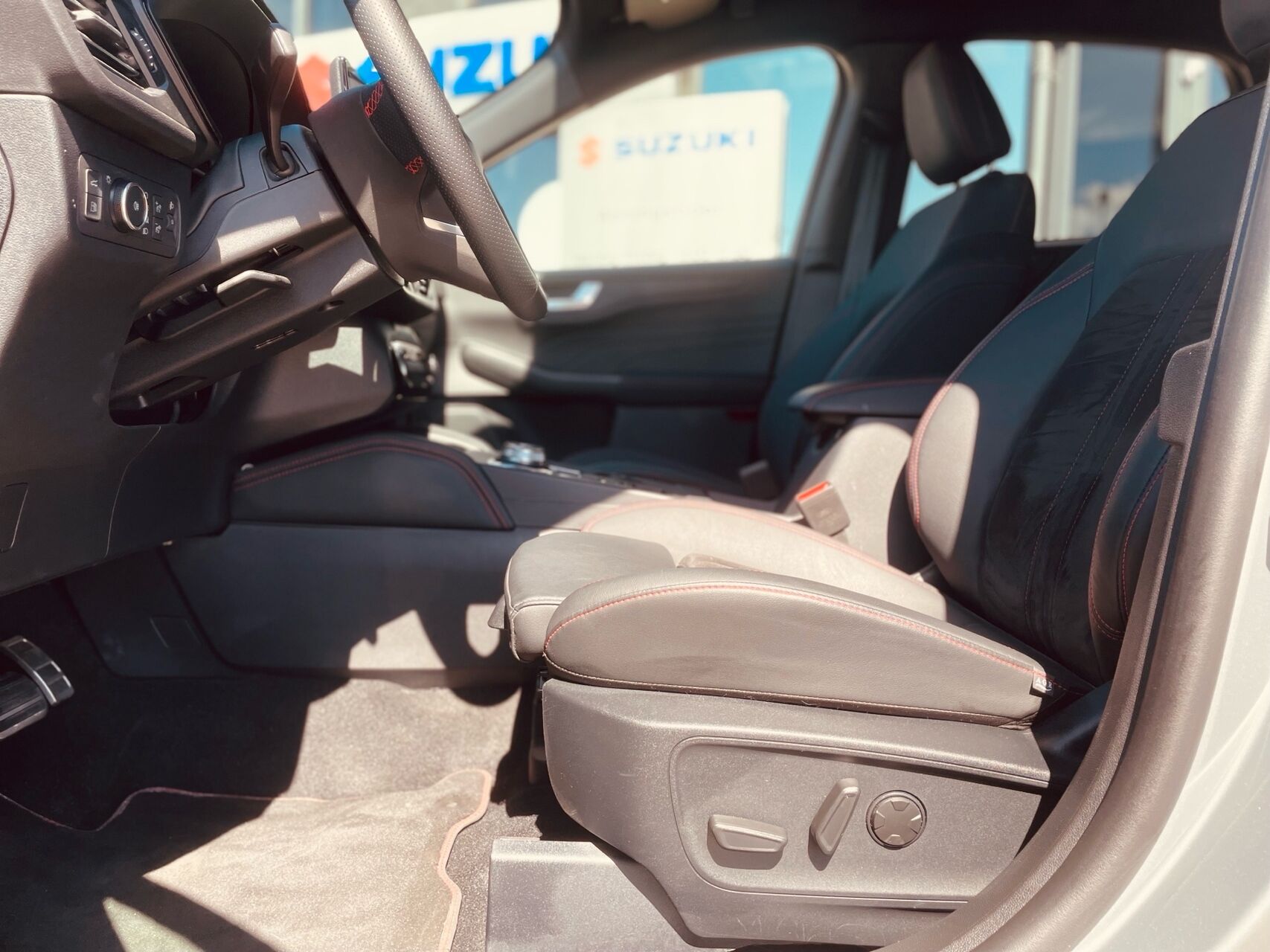 Billede af Ford Kuga 2,5 Plugin-hybrid ST-Line X CVT 243HK 5d Aut.