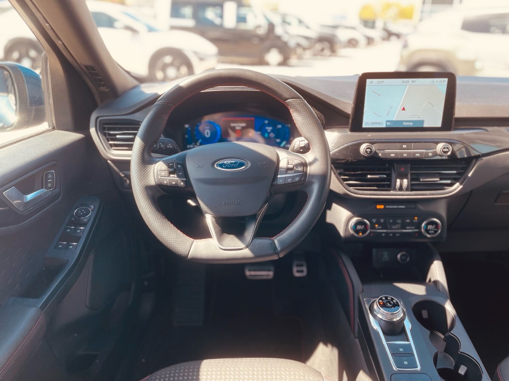 Billede af Ford Kuga 2,5 Plugin-hybrid ST-Line CVT 225HK 5d Trinl. Gear