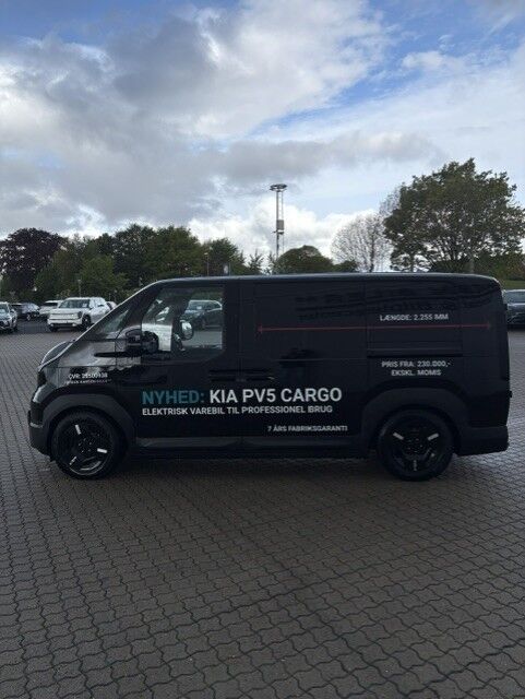 Billede af Kia PV5 Cargo L2H1 EL Long Range Work Pro 163HK Van Aut.