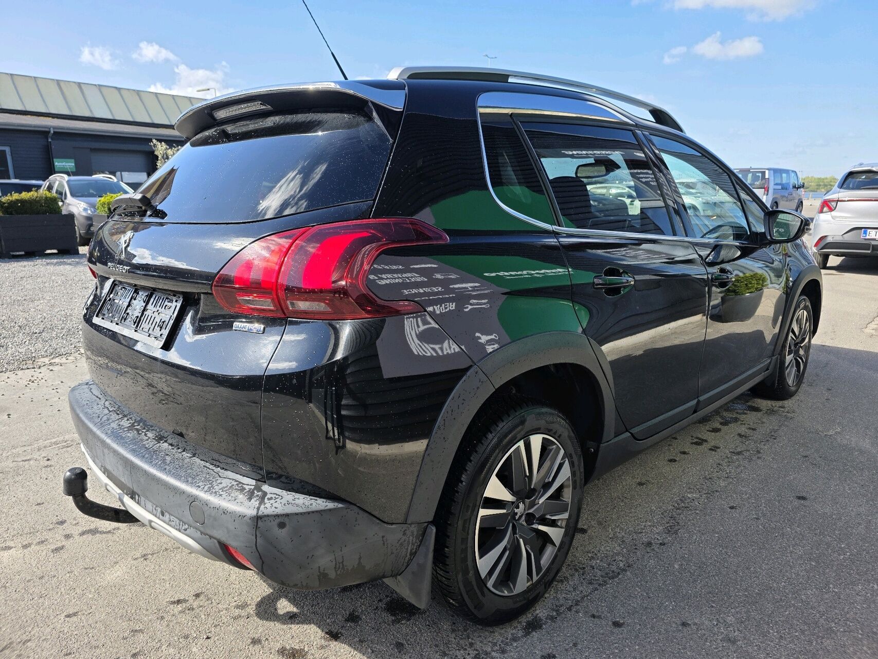 Billede af Peugeot 2008 1,6 BlueHDi Allure 100HK