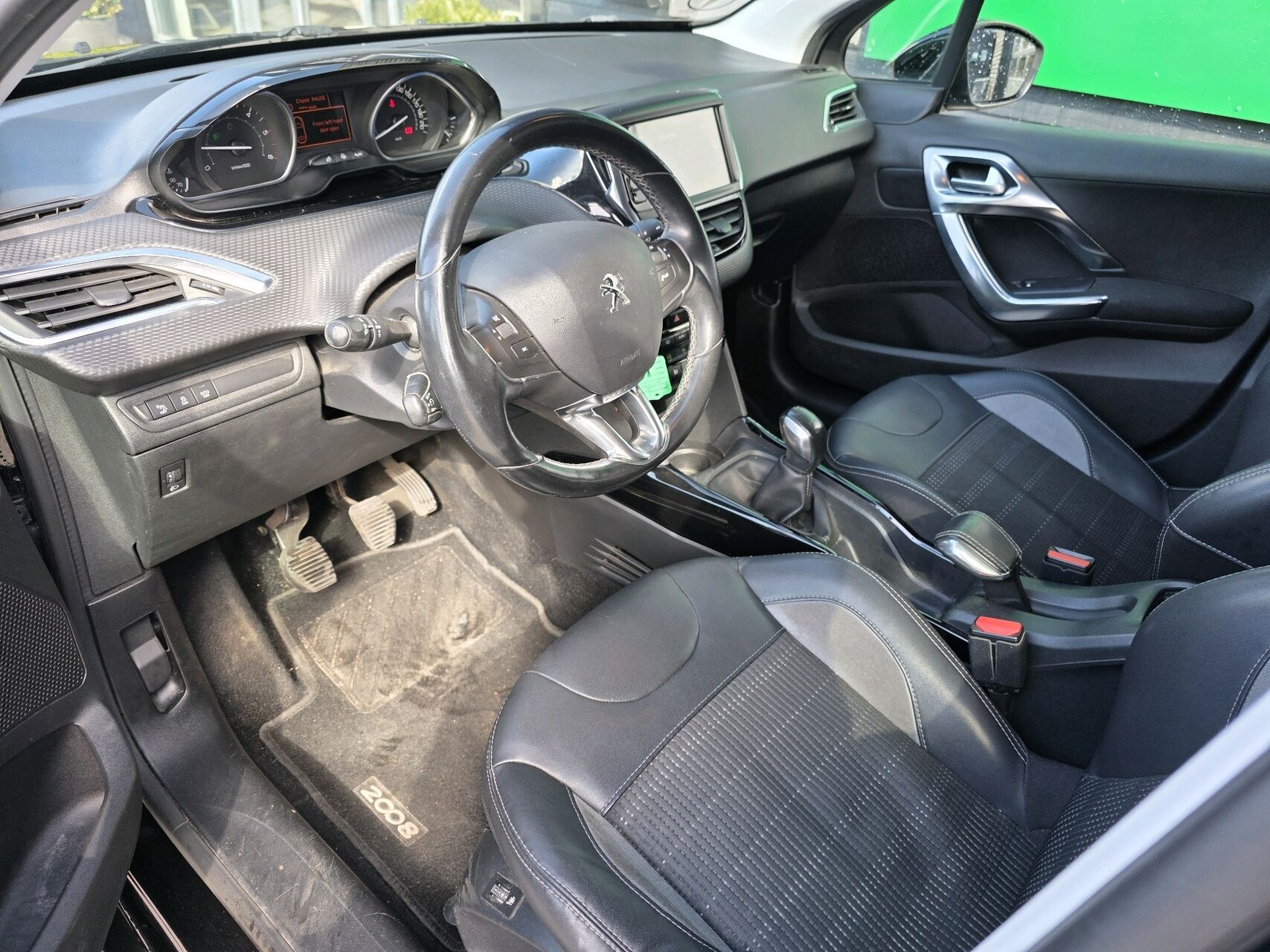 Billede af Peugeot 2008 1,6 BlueHDi Allure 100HK