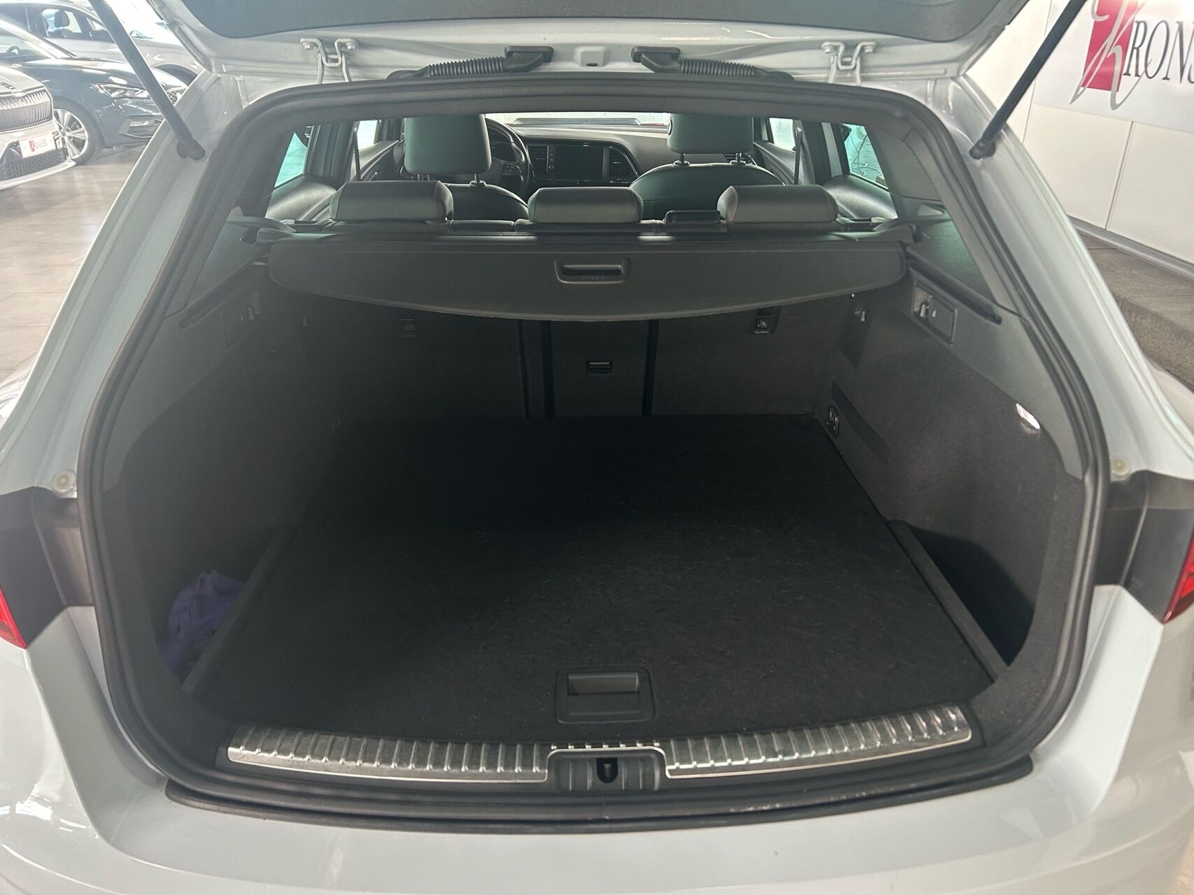 Billede af Seat Leon Sportstourer 1,5 TSI FR DSG 150HK Stc 7g Aut.