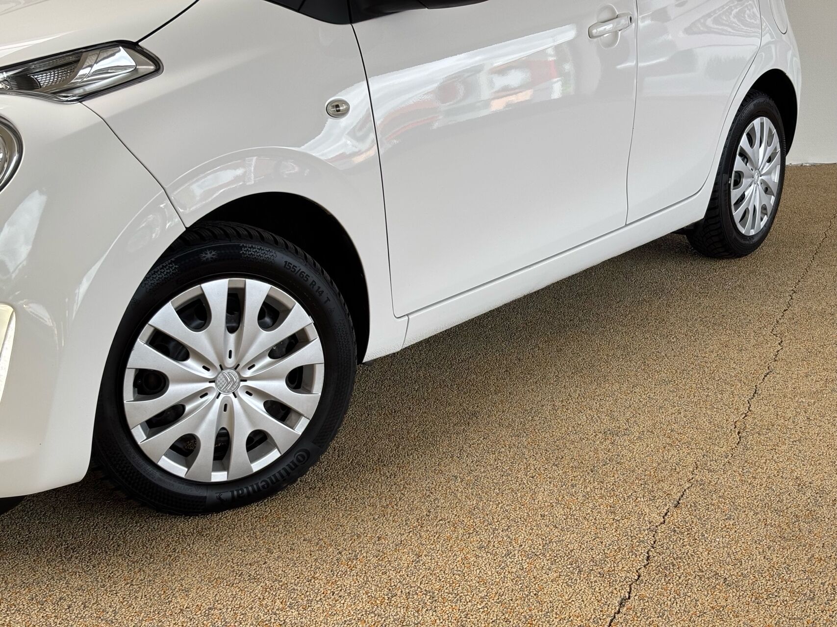 Billede af Citroën C1 1,0 VTi Feel Airscape start/stop 68HK 5d
