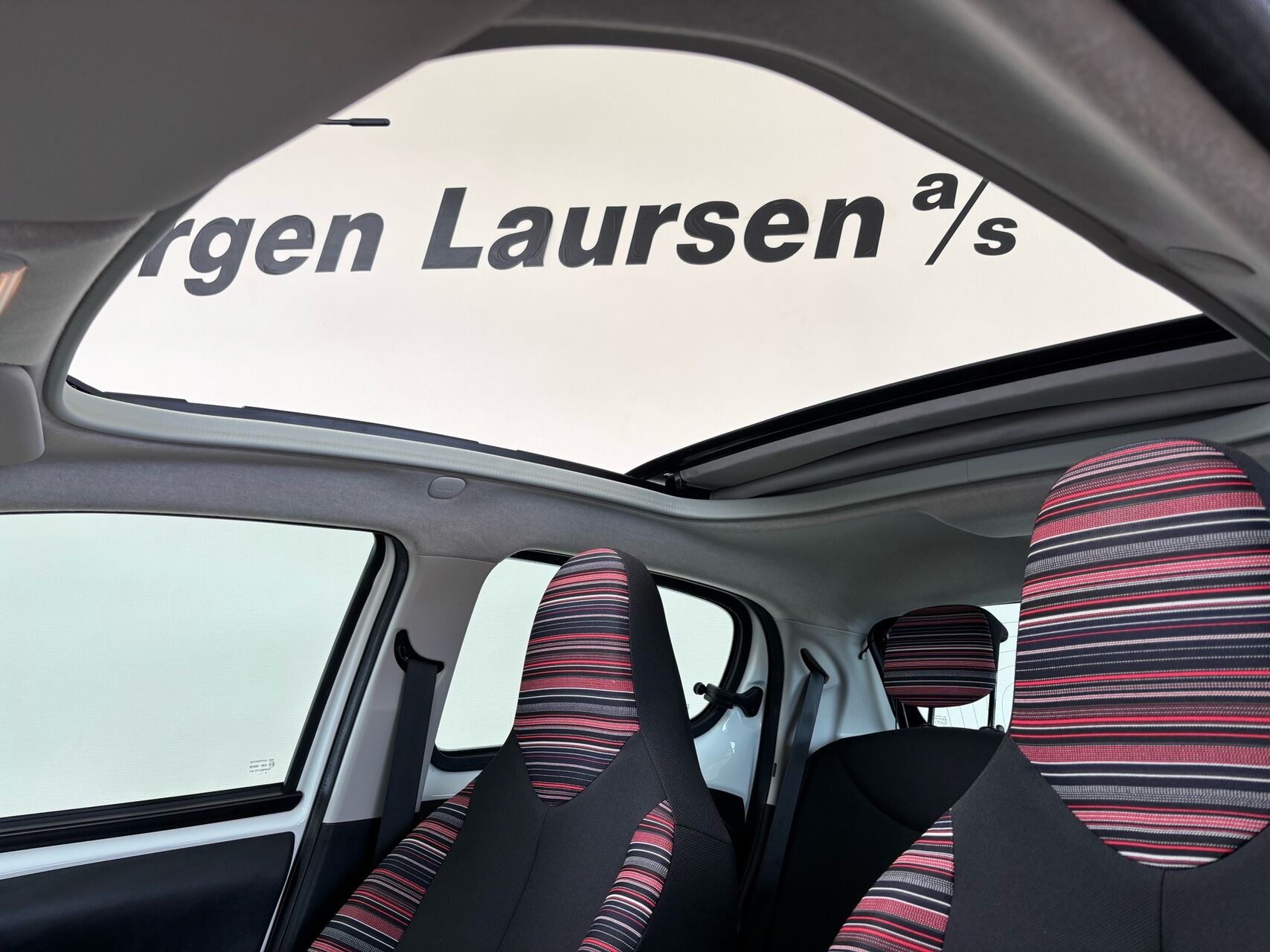 Billede af Citroën C1 1,0 VTi Feel Airscape start/stop 68HK 5d