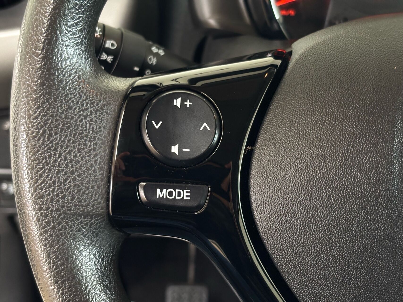 Billede af Citroën C1 1,0 VTi Feel Airscape start/stop 68HK 5d