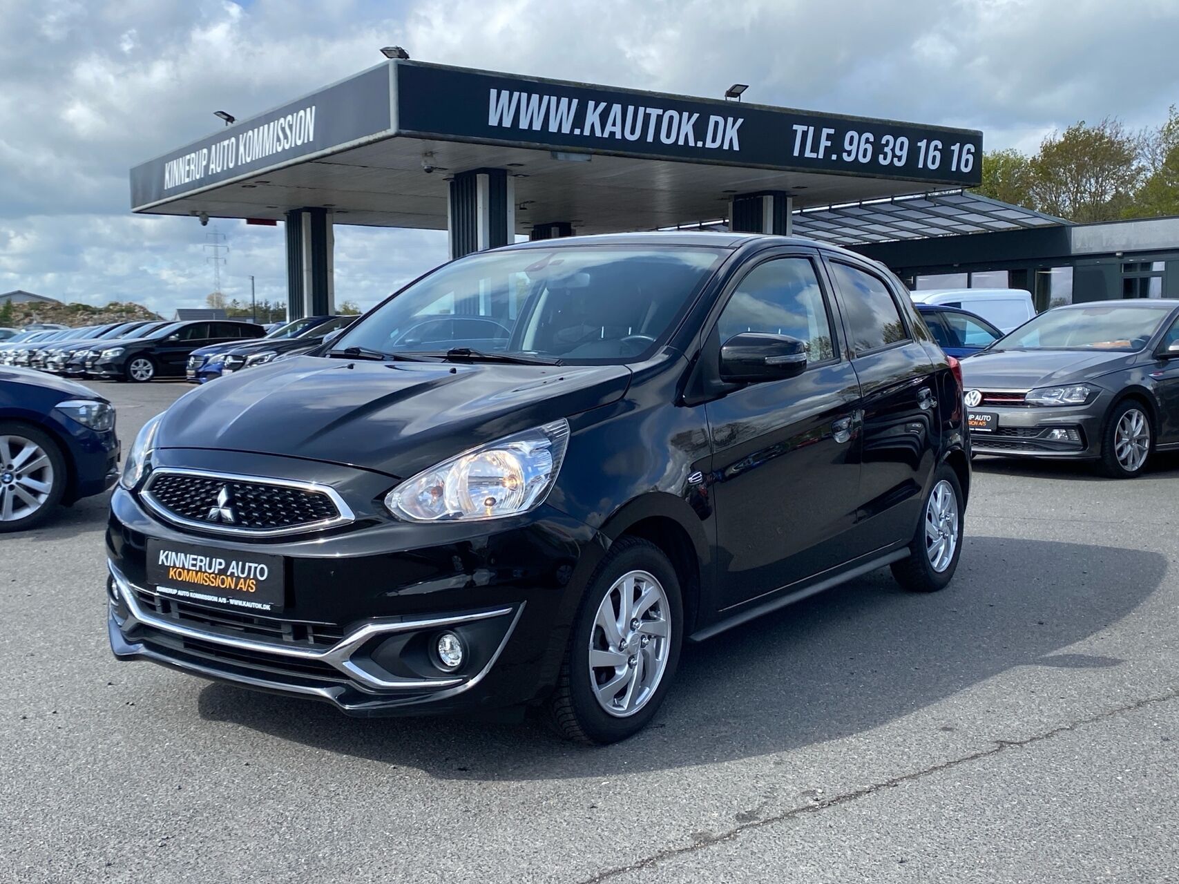 Billede af Mitsubishi Space Star 1,2 Invite+ CVT 80HK 5d Aut.