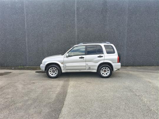 Suzuki Grand Vitara 2,0 4x4 128HK Van