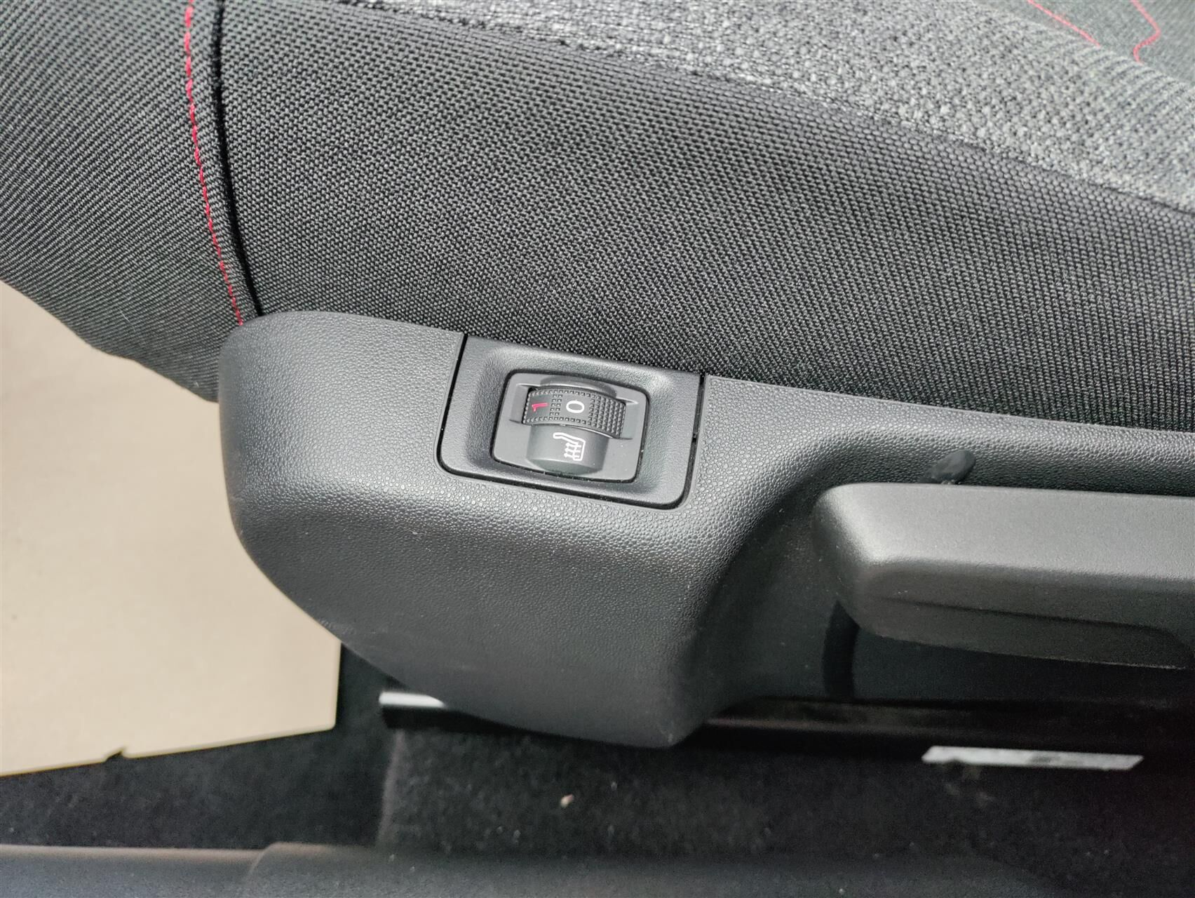 Billede af Citroën C3 1,6 Blue HDi Iconic start/stop 75HK 5d